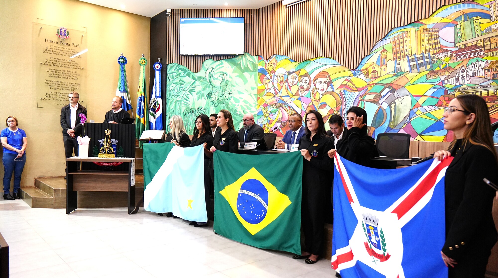 Câmara Municipal de Ponta Porã recebe  imagem de Nossa Senhora Aparecida