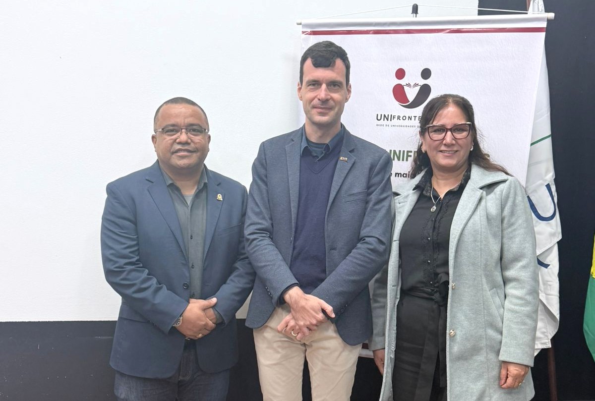 Presidente da Câmara e secretária de Educação participam de reunião do UniFronteiras na UFGD